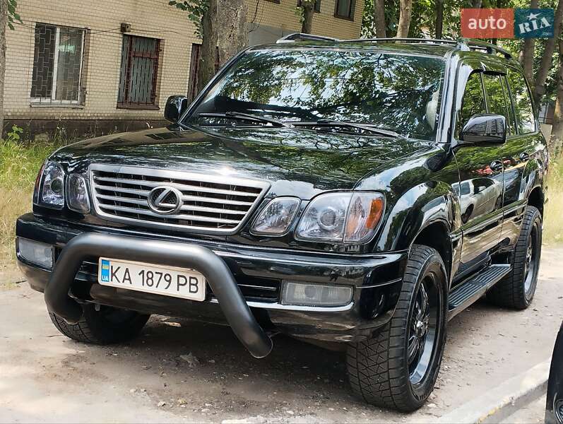 Позашляховик / Кросовер Lexus LX 2000 в Києві