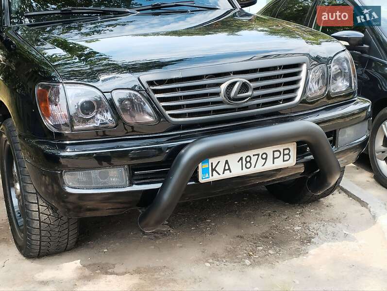 Позашляховик / Кросовер Lexus LX 2000 в Києві