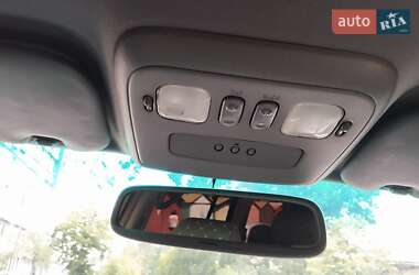 Внедорожник / Кроссовер Lexus LX 2000 в 