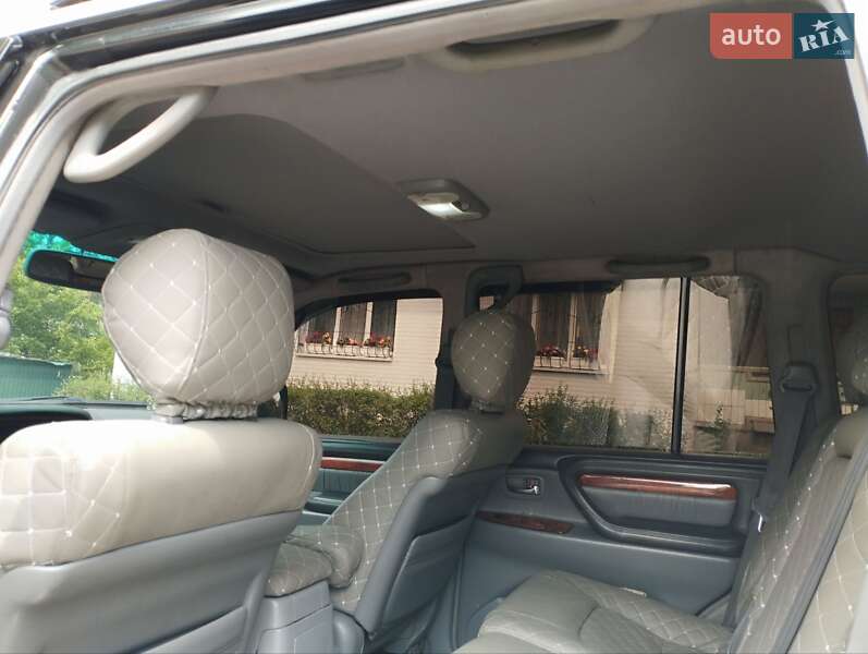 Позашляховик / Кросовер Lexus LX 2000 в Києві