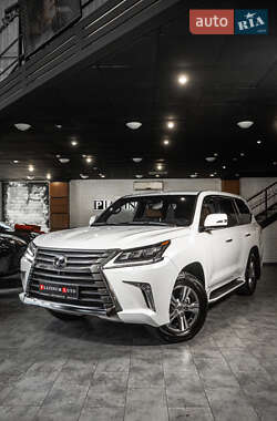 Позашляховик / Кросовер Lexus LX 2020 в 