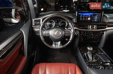 Позашляховик / Кросовер Lexus LX 2020 в 