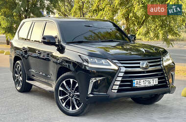 Позашляховик / Кросовер Lexus LX 2017 в Кам'янському