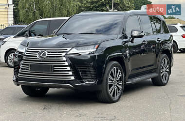 Позашляховик / Кросовер Lexus LX 2022 в 