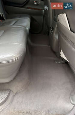 Позашляховик / Кросовер Lexus LX 2006 в 