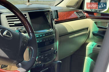 Позашляховик / Кросовер Lexus LX 2011 в 