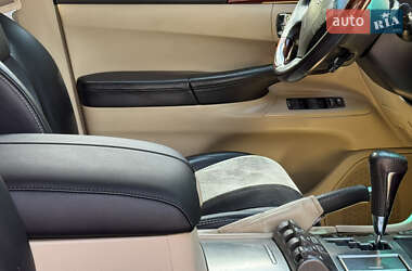 Позашляховик / Кросовер Lexus LX 2011 в 