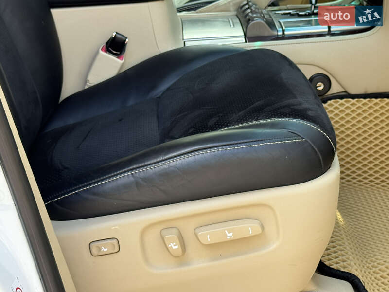 Позашляховик / Кросовер Lexus LX 2011 в Дрогобичі фото 145 Позашляховик / Кросовер Lexus LX 2011 в Дрогобичі