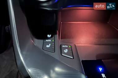 Позашляховик / Кросовер Lexus LX 2023 в 