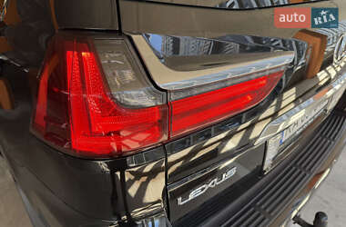 Внедорожник / Кроссовер Lexus LX 2016 в 