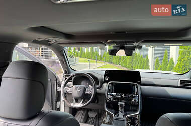 Позашляховик / Кросовер Lexus LX 2022 в 