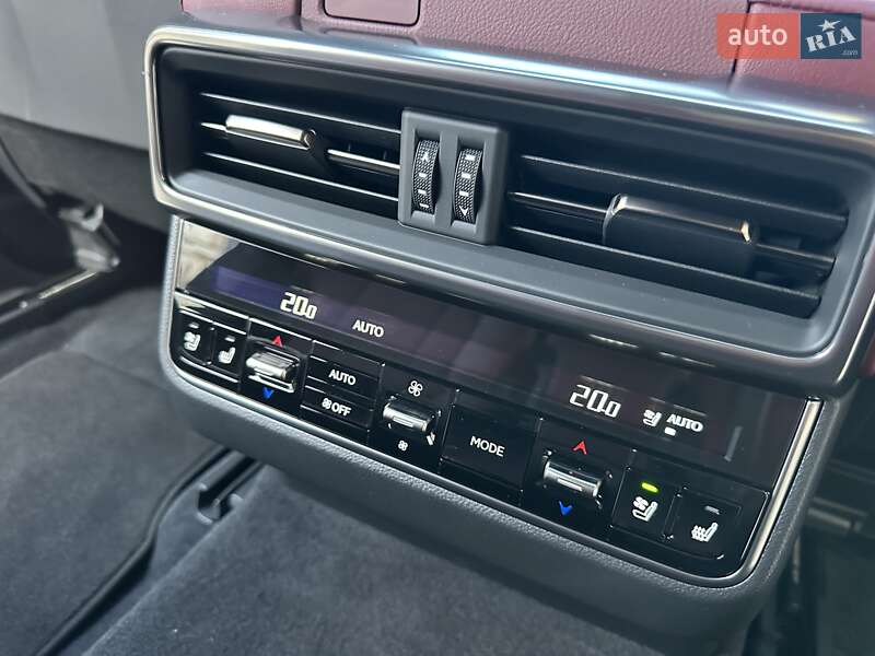 Внедорожник / Кроссовер Lexus LX 2022 в Киеве