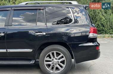 Позашляховик / Кросовер Lexus LX 2012 в 