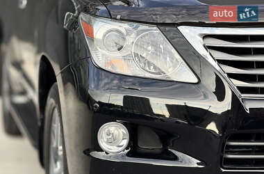 Позашляховик / Кросовер Lexus LX 2010 в 