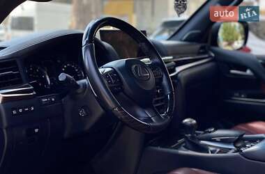 Позашляховик / Кросовер Lexus LX 2019 в 