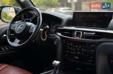 Позашляховик / Кросовер Lexus LX 2019 в 