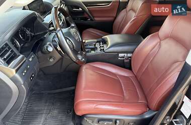 Внедорожник / Кроссовер Lexus LX 2017 в 