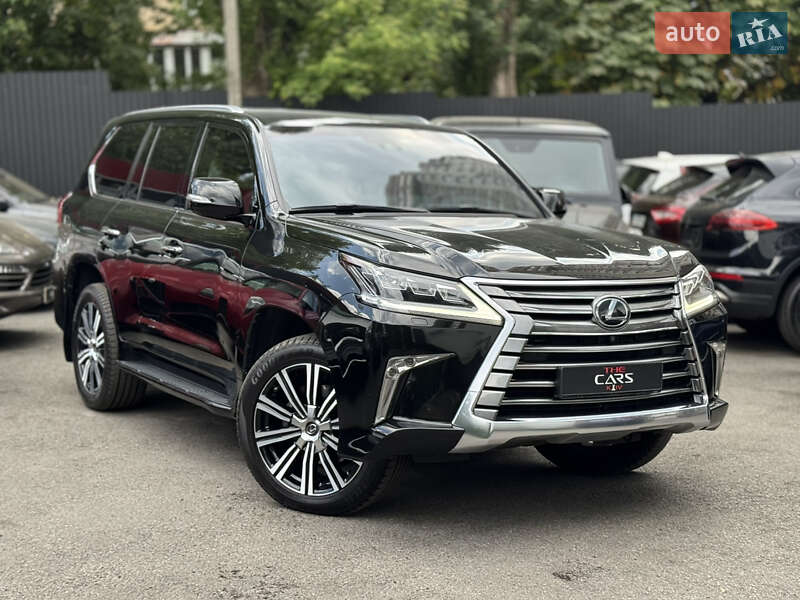 Внедорожник / Кроссовер Lexus LX 2017 в 