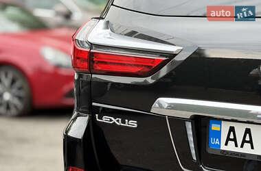 Внедорожник / Кроссовер Lexus LX 2017 в 