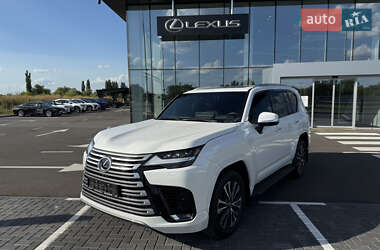 Внедорожник / Кроссовер Lexus LX 2023 в 