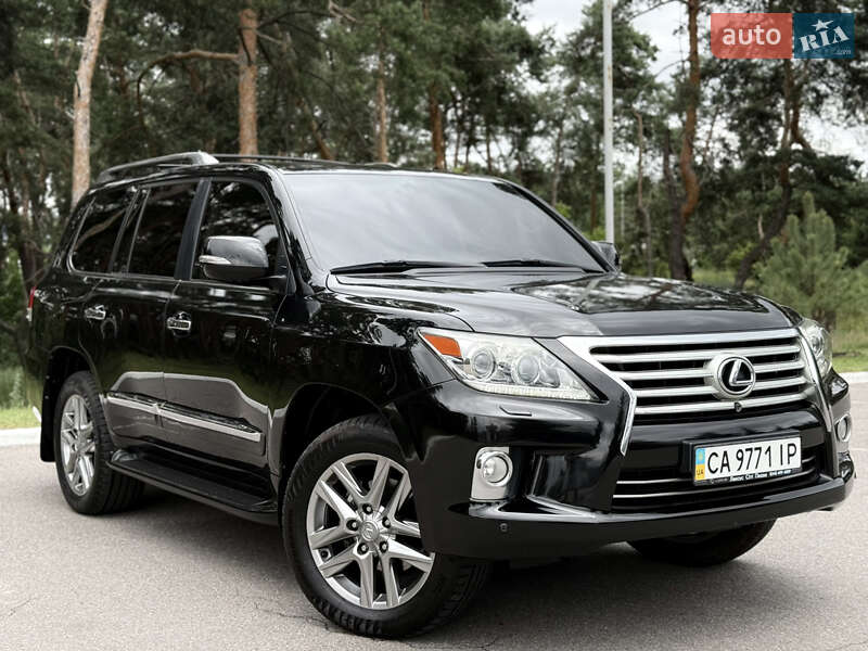 Внедорожник / Кроссовер Lexus LX 2012 в Киеве