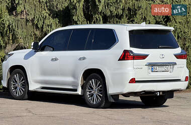Внедорожник / Кроссовер Lexus LX 2017 в 