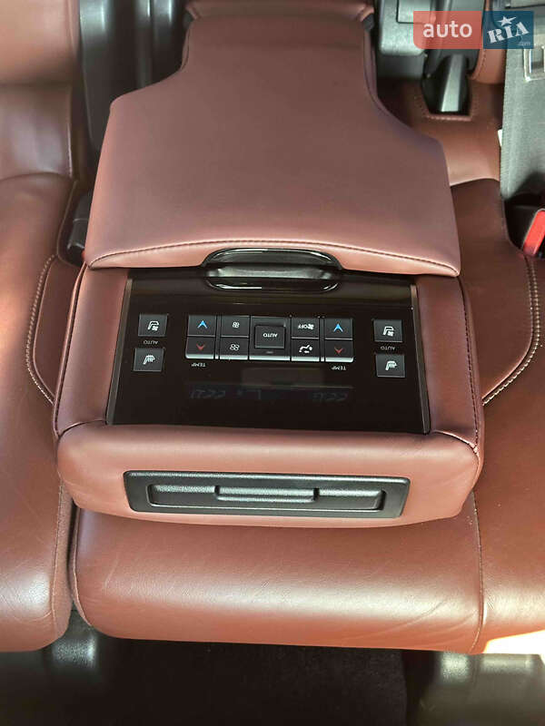 Внедорожник / Кроссовер Lexus LX 2017 в Кропивницком