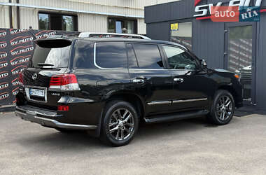 Позашляховик / Кросовер Lexus LX 2014 в 