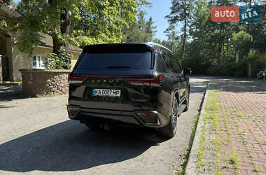 Позашляховик / Кросовер Lexus LX 2022 в 