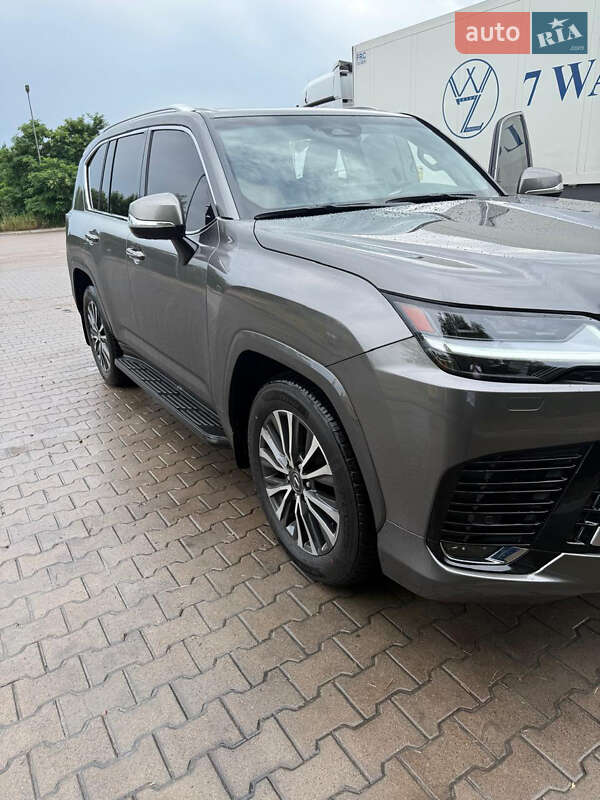 Внедорожник / Кроссовер Lexus LX 2025 в 