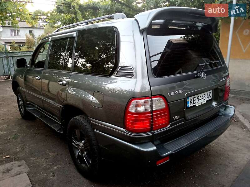 Внедорожник / Кроссовер Lexus LX 1999 в Кривом Роге