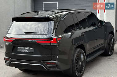 Внедорожник / Кроссовер Lexus LX 2022 в 