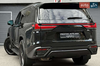 Внедорожник / Кроссовер Lexus LX 2022 в 