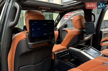 Внедорожник / Кроссовер Lexus LX 2022 в 