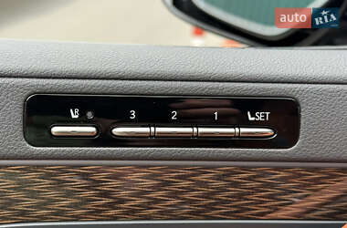 Внедорожник / Кроссовер Lexus LX 2022 в 