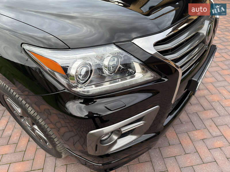 Внедорожник / Кроссовер Lexus LX 2014 в Сарнах