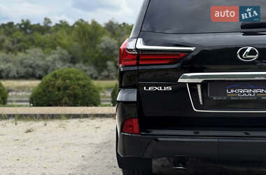 Внедорожник / Кроссовер Lexus LX 2019 в 