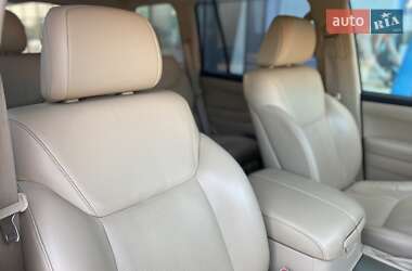 Позашляховик / Кросовер Lexus LX 2011 в 