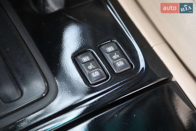 Внедорожник / Кроссовер Lexus LX 2000 в Харькове