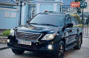 Внедорожник / Кроссовер Lexus LX 2008 в 