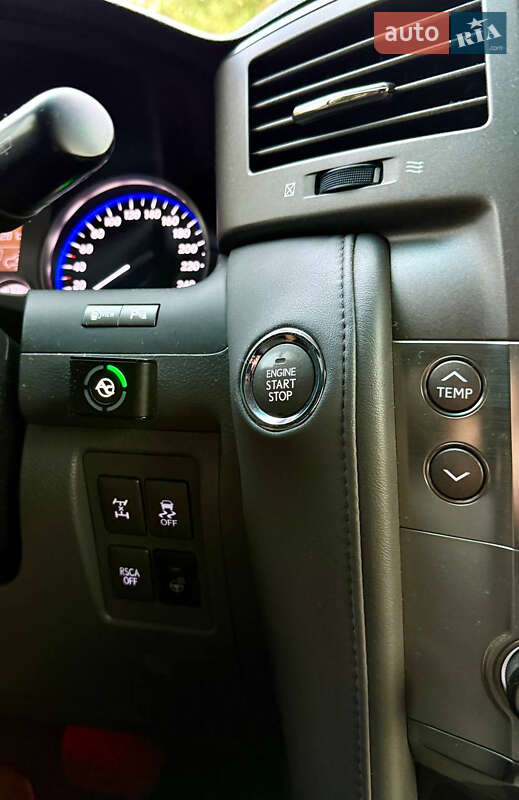 Внедорожник / Кроссовер Lexus LX 2010 в Днепре