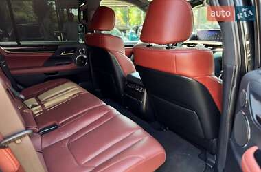 Внедорожник / Кроссовер Lexus LX 2021 в 