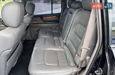 Внедорожник / Кроссовер Lexus LX 2004 в 