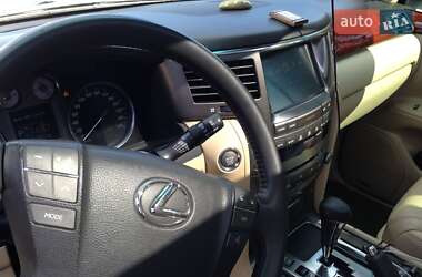 Внедорожник / Кроссовер Lexus LX 2008 в 