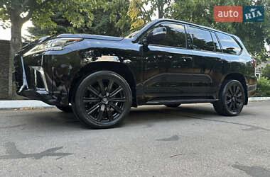 Позашляховик / Кросовер Lexus LX 2018 в Дніпрі