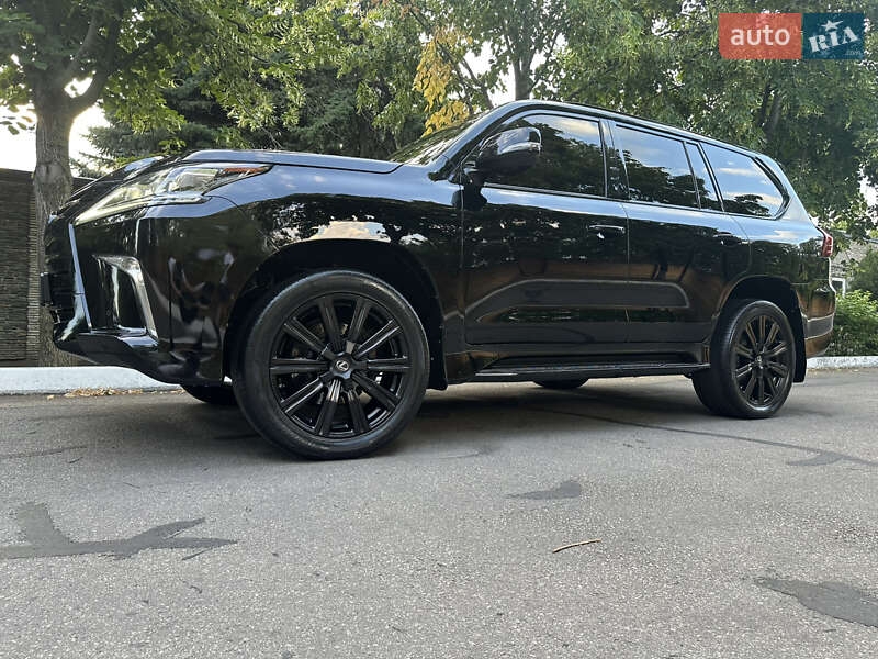 Lexus LX 2018