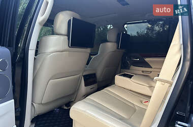 Внедорожник / Кроссовер Lexus LX 2018 в 
