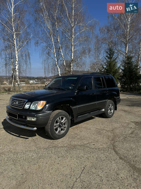 Внедорожник / Кроссовер Lexus LX 2007 в Черновцах
