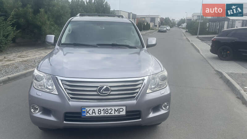 Lexus LX 2008