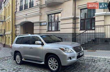 Внедорожник / Кроссовер Lexus LX 2011 в Киеве